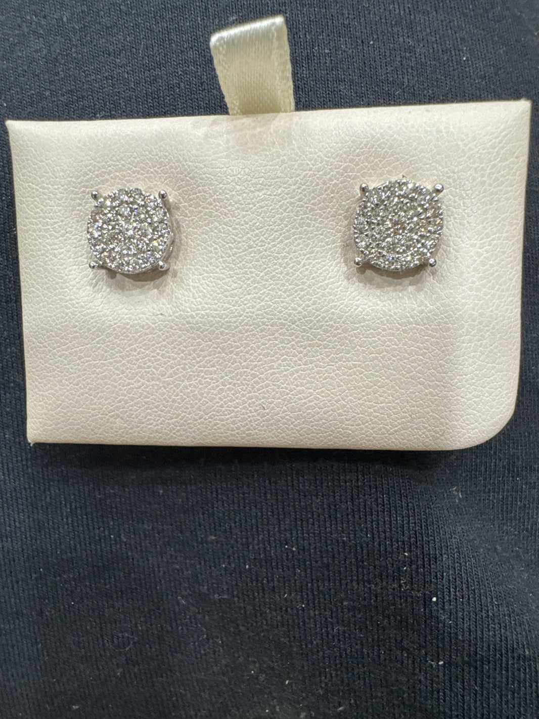 10K White Gold Earrings 0.85 ct Natural Diamond