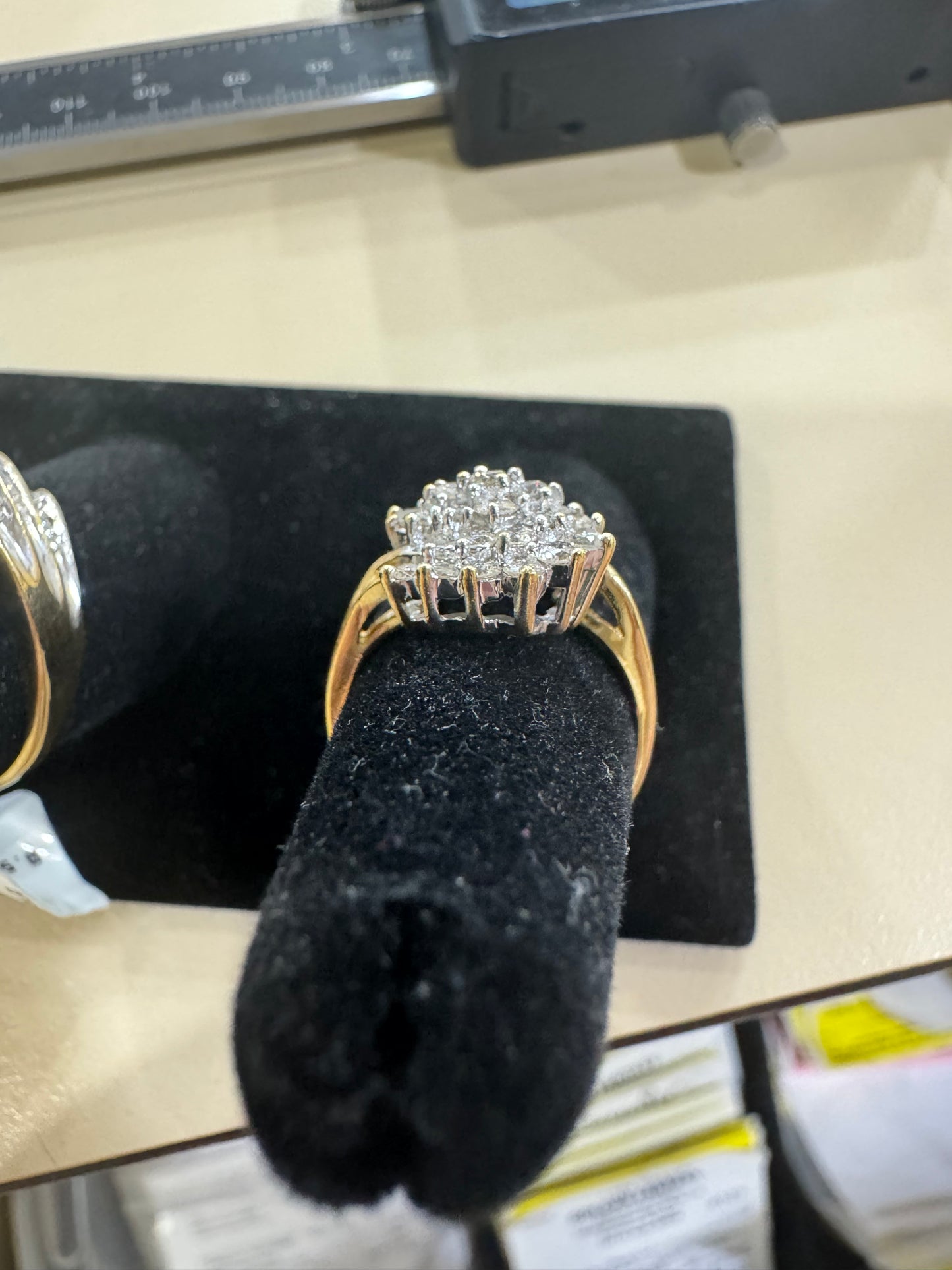 14K Yellow Gold Women's Ring 0.65 ct Natural Diamond