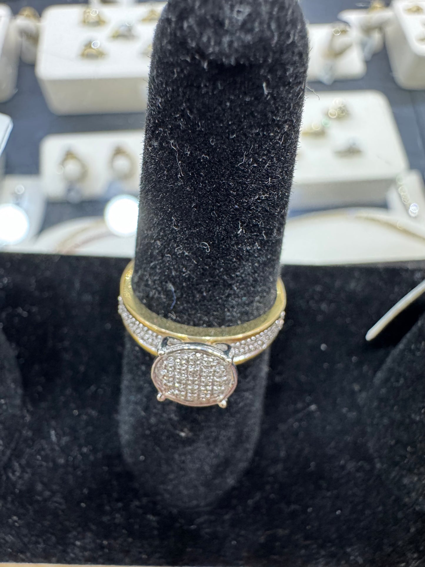 10K Yellow Gold Women's Ring 0.10 Carat natural diamonds