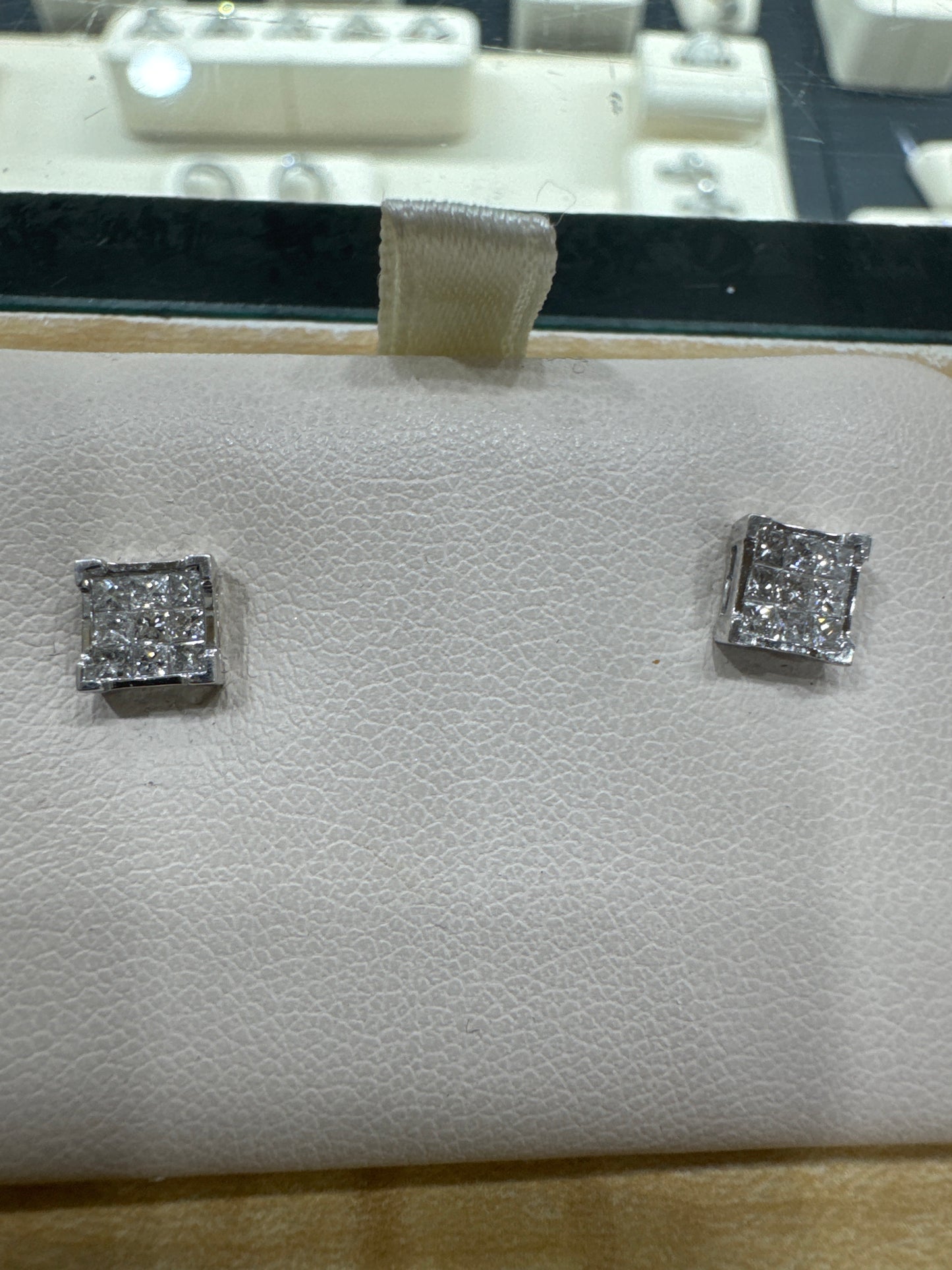 14K White Gold Earrings 0.50 ct Natural Diamond