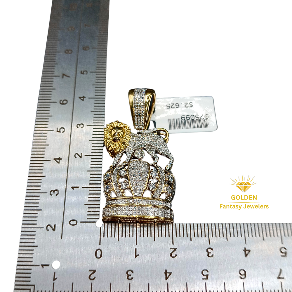 10kt Gold Lion on Crown Pendant - Natural Diamonds - Lion Crown Charm - Unisex