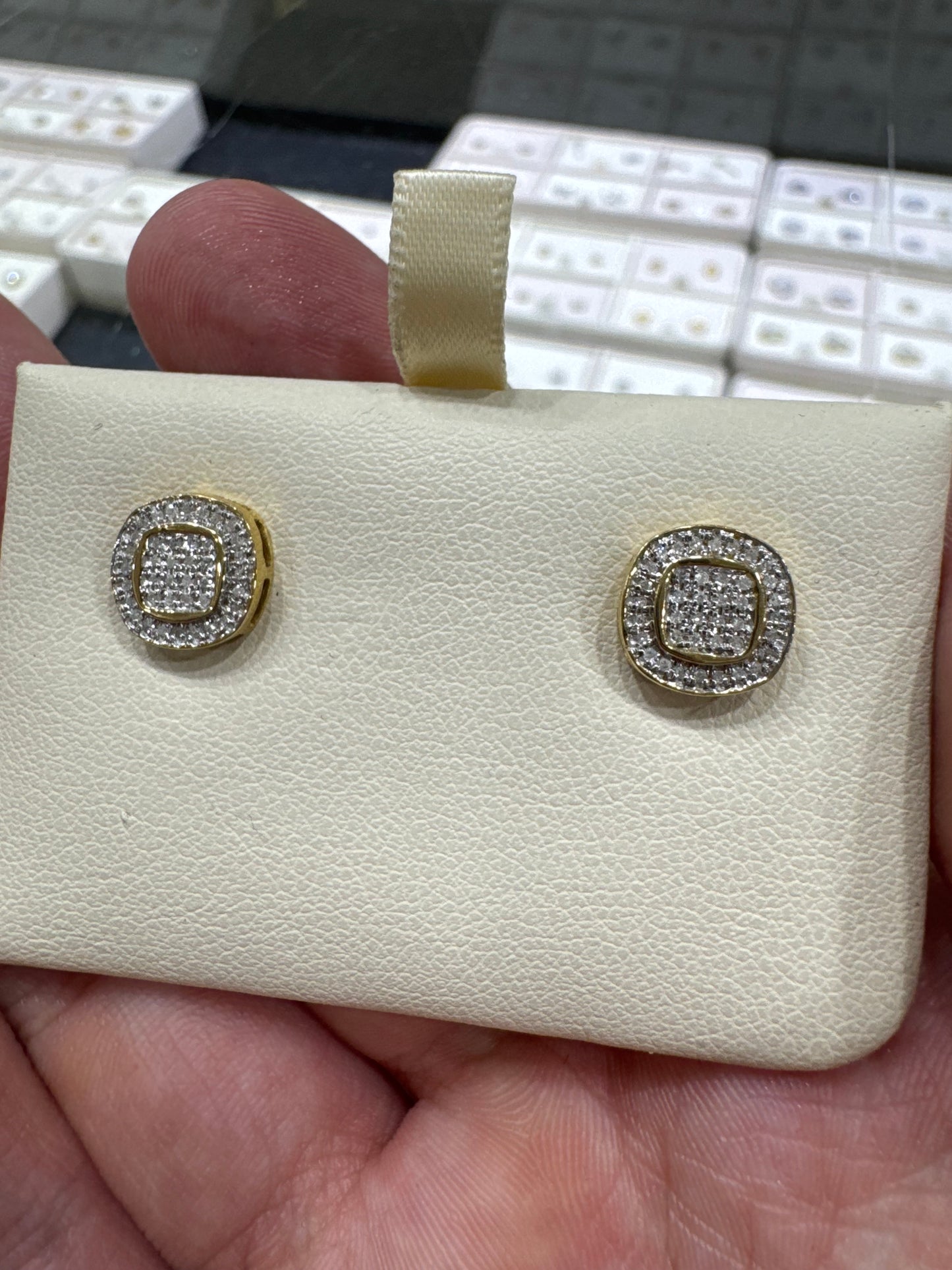 10K Yellow Gold Earrings 0.16 ct Natural Diamond