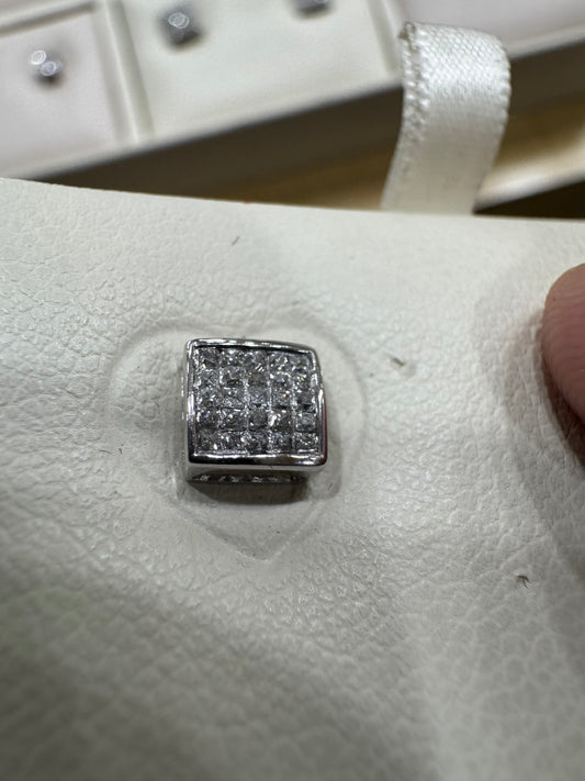 10K White Gold Earrings 0.25 ct Natural Diamond