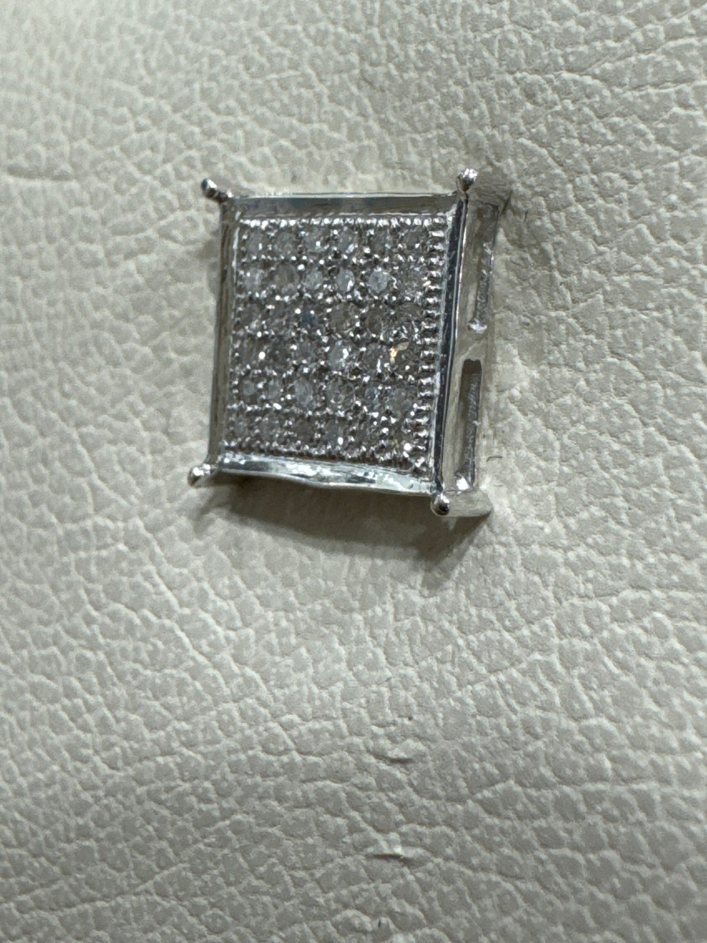 10K White Gold Earrings 0.23 ct Natural Diamond
