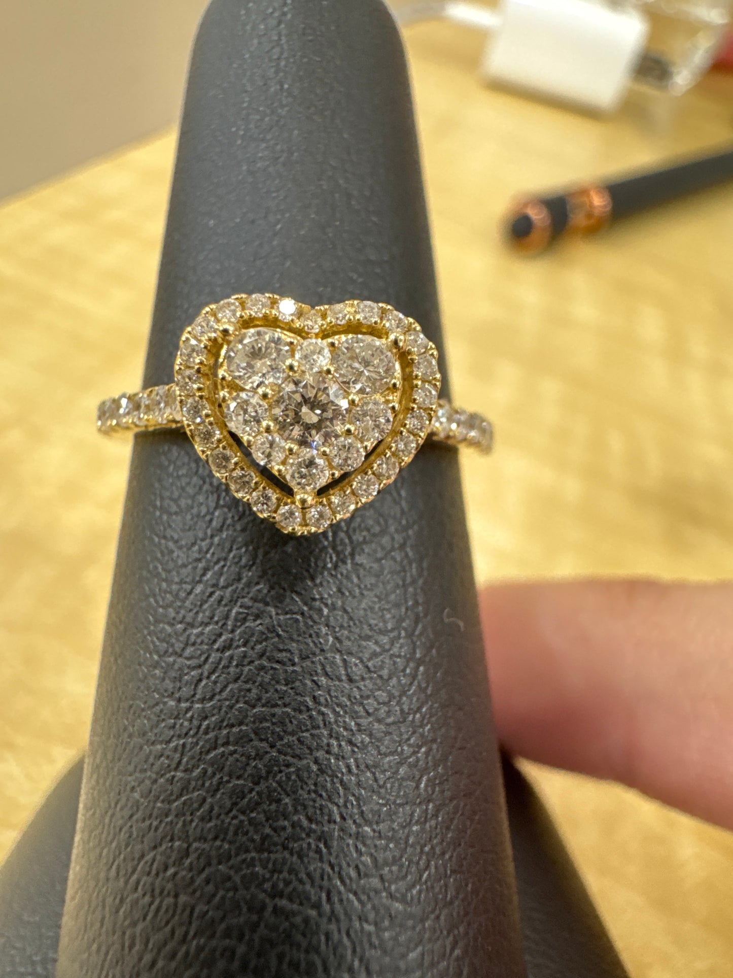 14K Yellow Gold Heart Shape Women's Ring, 0.55 ct Natural Diamonds