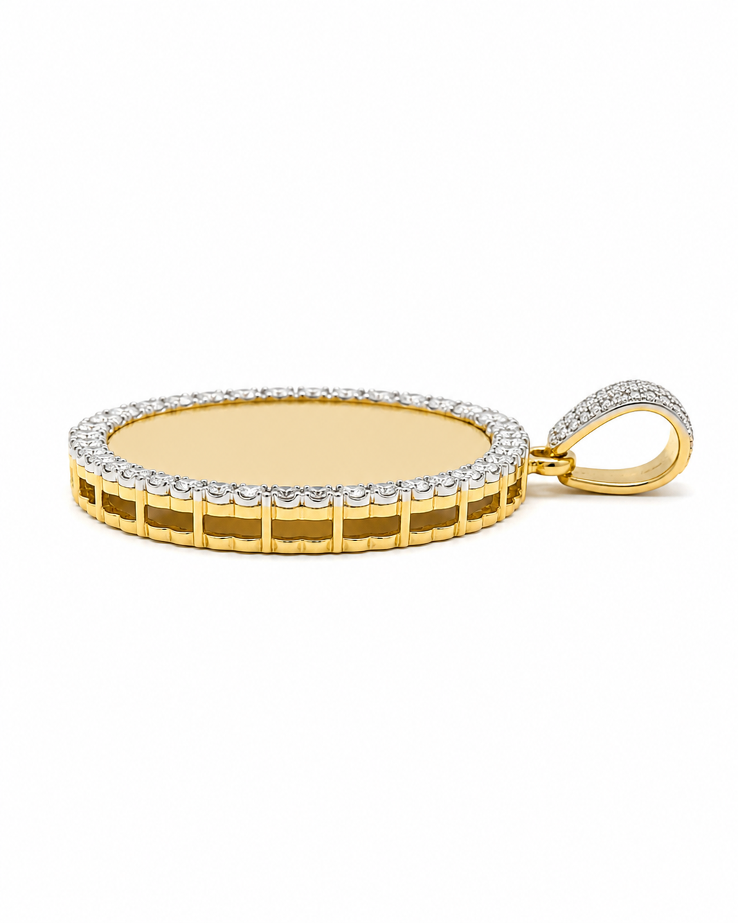 10K Yellow Gold Engravable Picture Pendant Round Charm 0.18 ct Natural Diamond