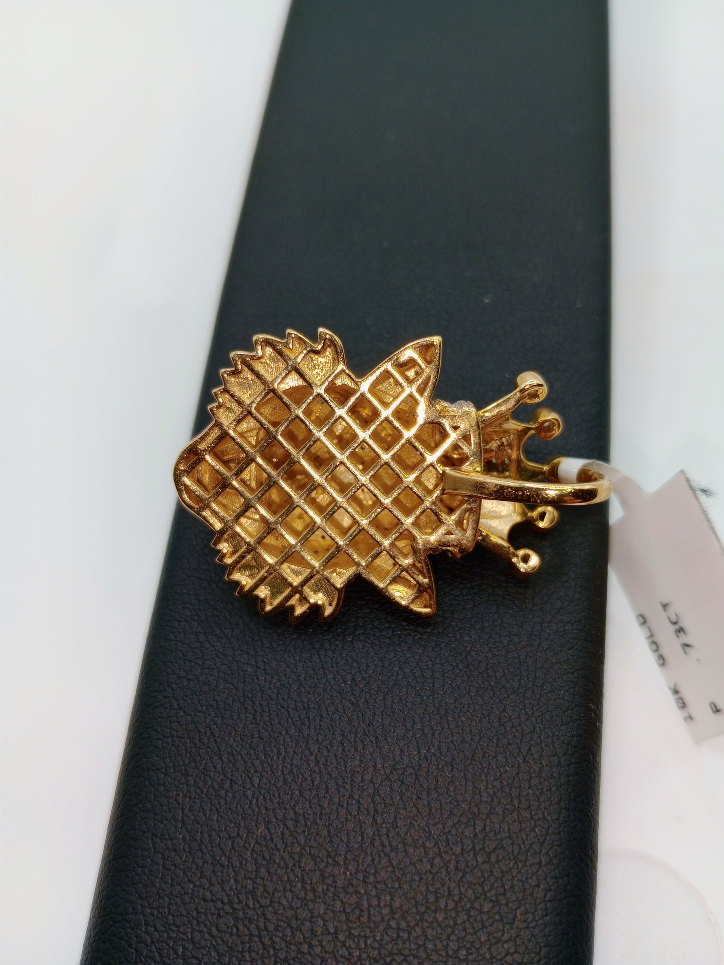 3D Tiger Pendant - Natural Diamonds - 2 sizes available - Unisex