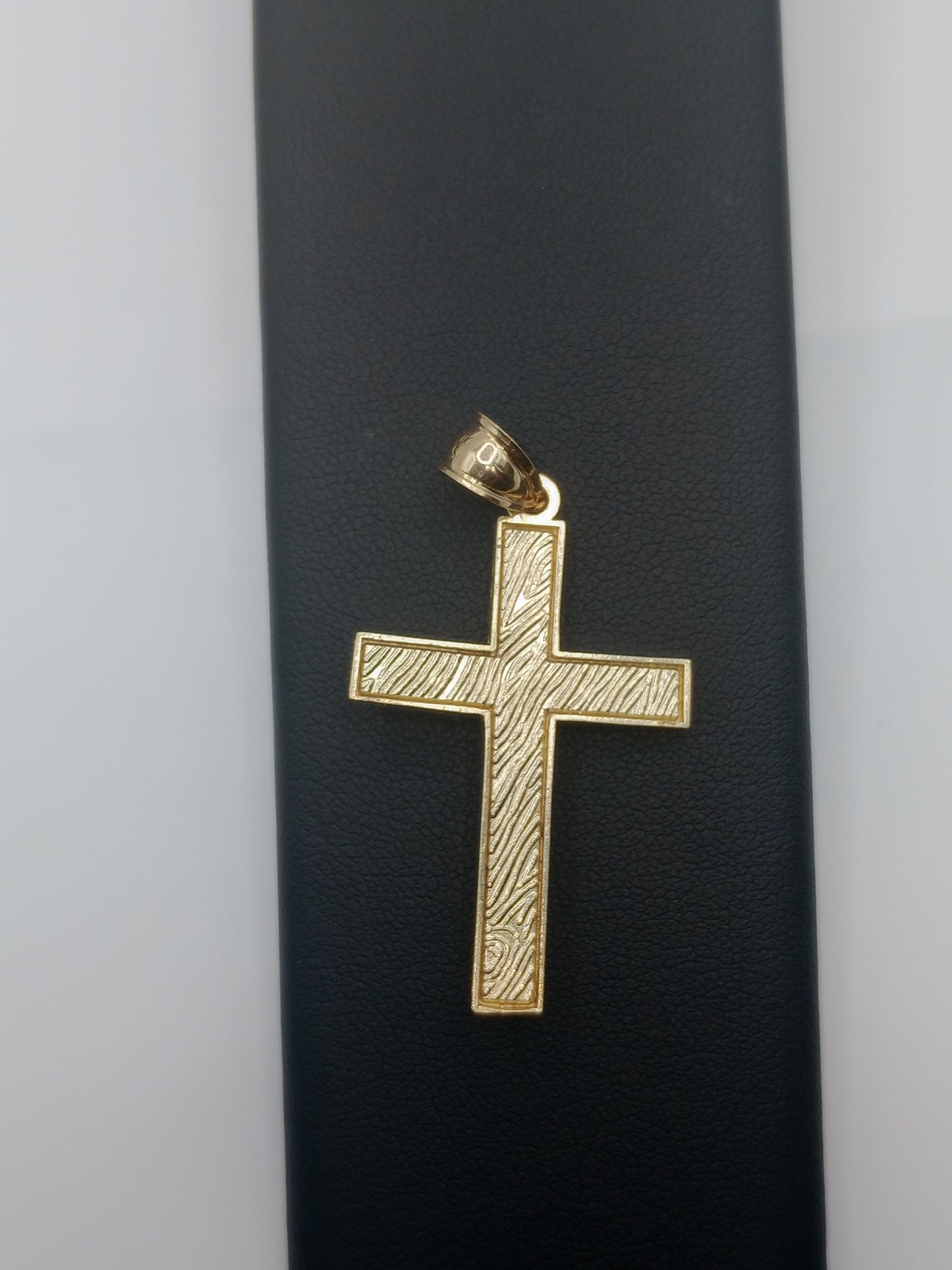 10kt Cross, Crucifix Pendant, Gold Charm