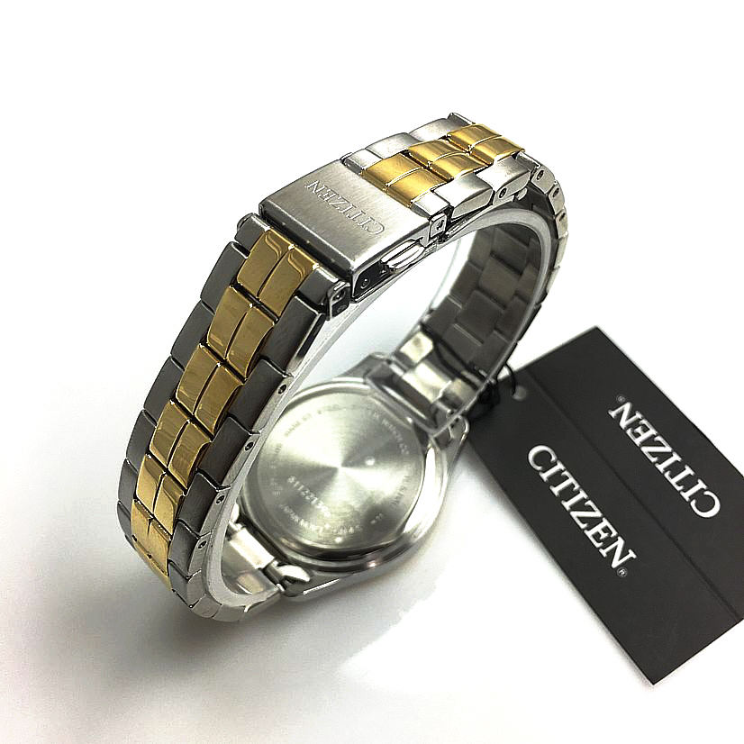Citizen EU6084-57A - bracelet detail view