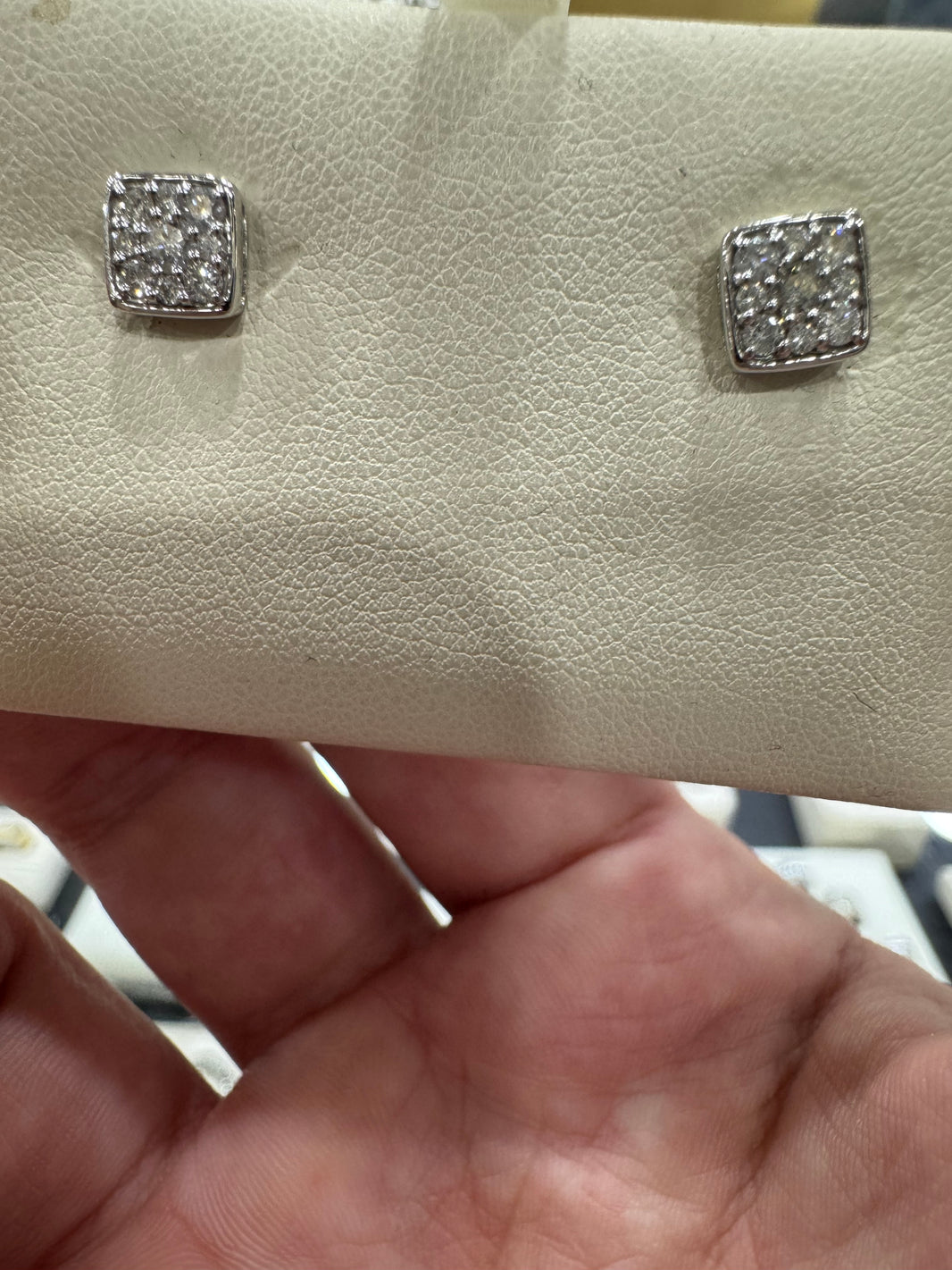 14K White Gold Earrings 0.40 ct Natural Diamond