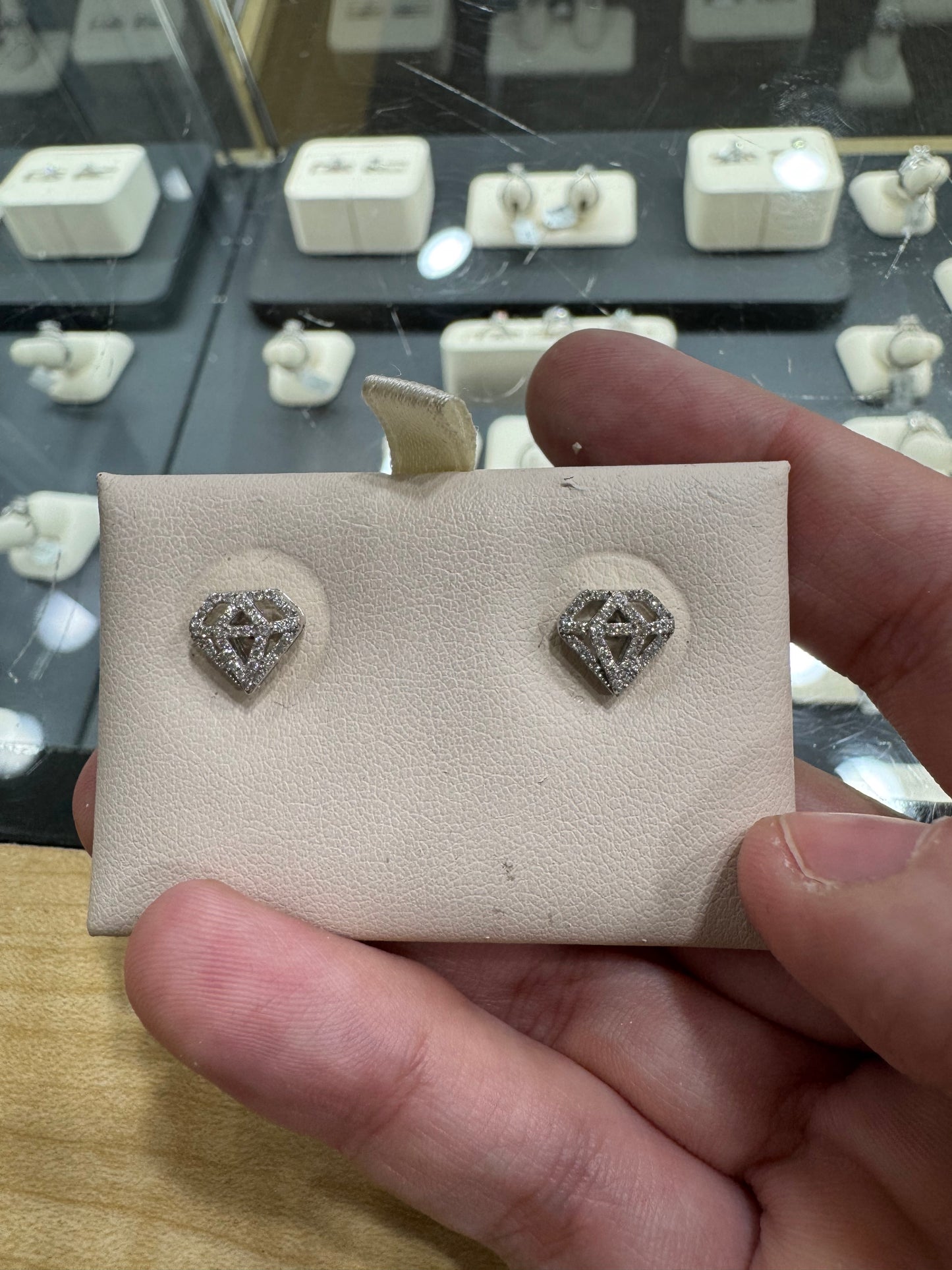 14K White Gold Earrings 0.25 ct Natural Diamond, diamond shape, stud earrings ￼