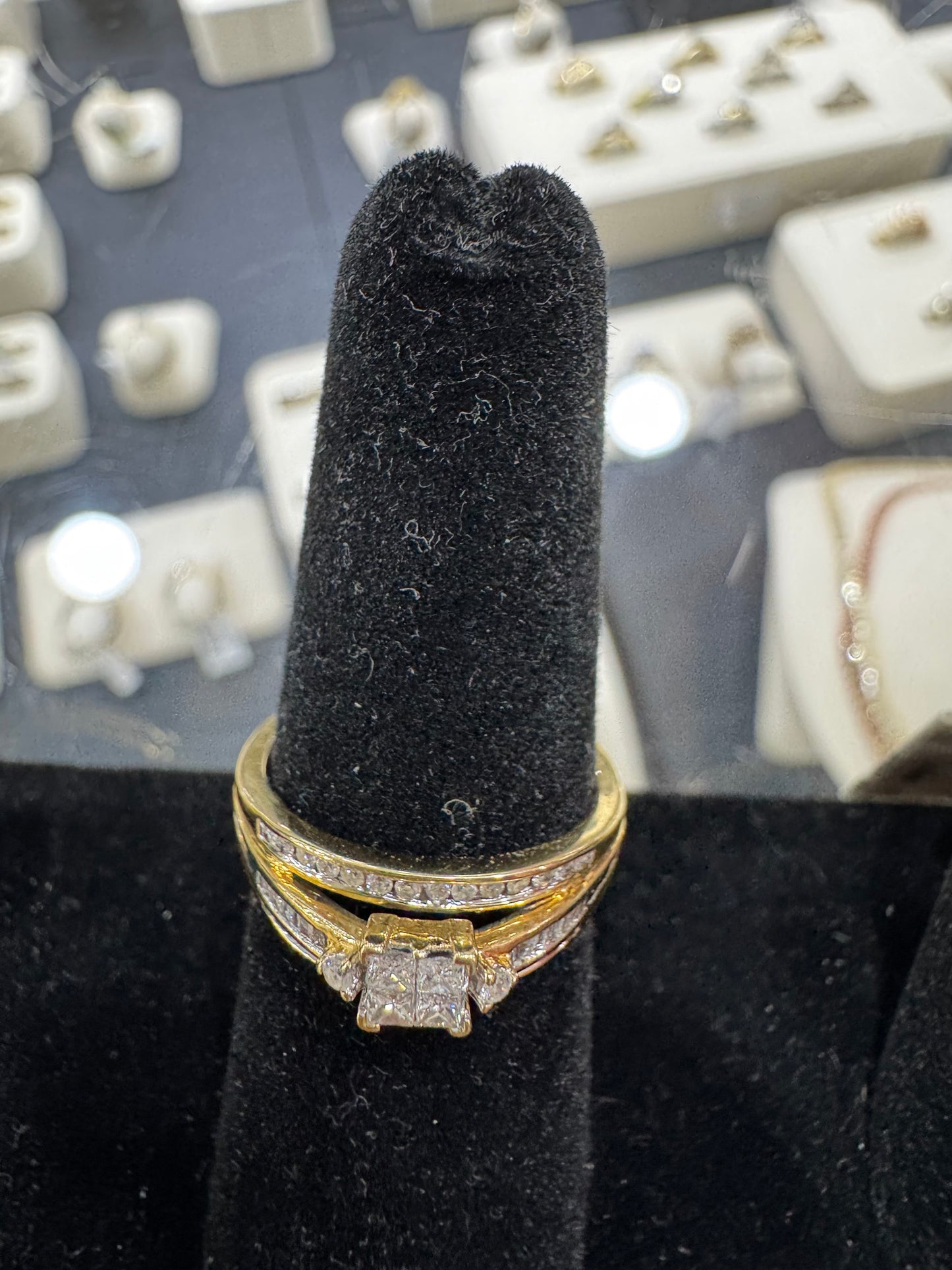 14K Yellow Gold Women's Ring 0.42 ct Natural Diamond