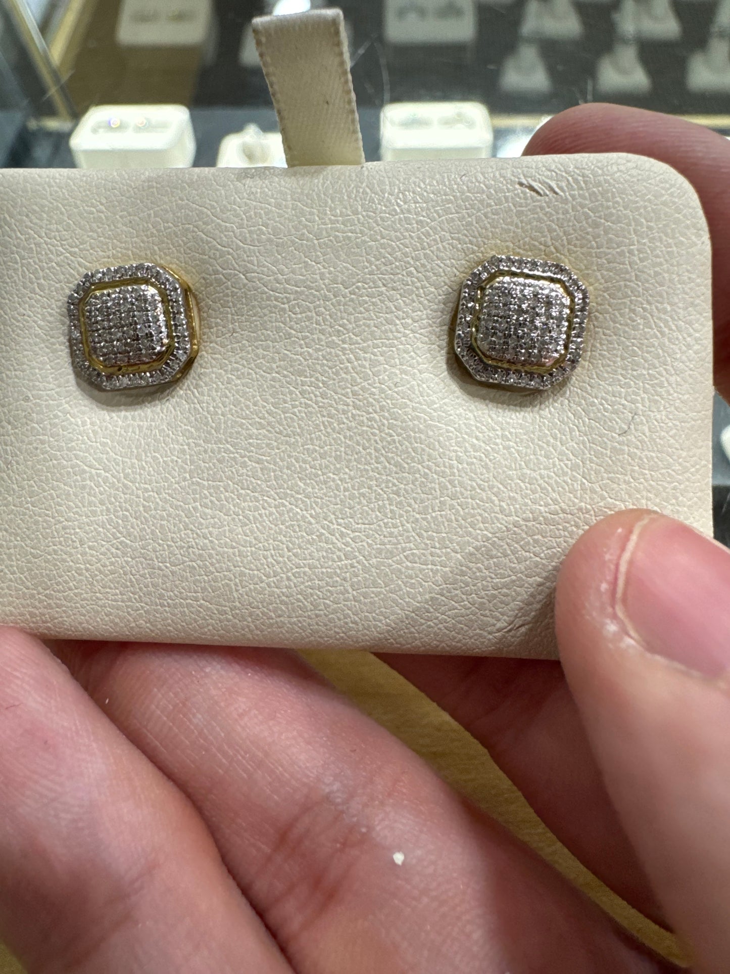 10K Yellow Gold Earrings 0.26 ct Natural Diamond