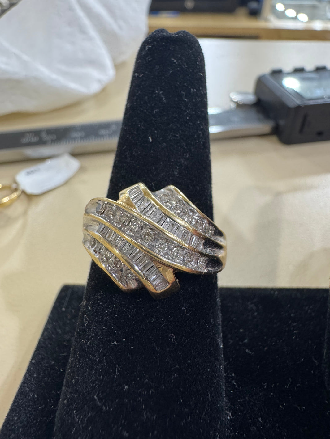 10K White Gold Women's Ring 0.50 ct Natural Diamond