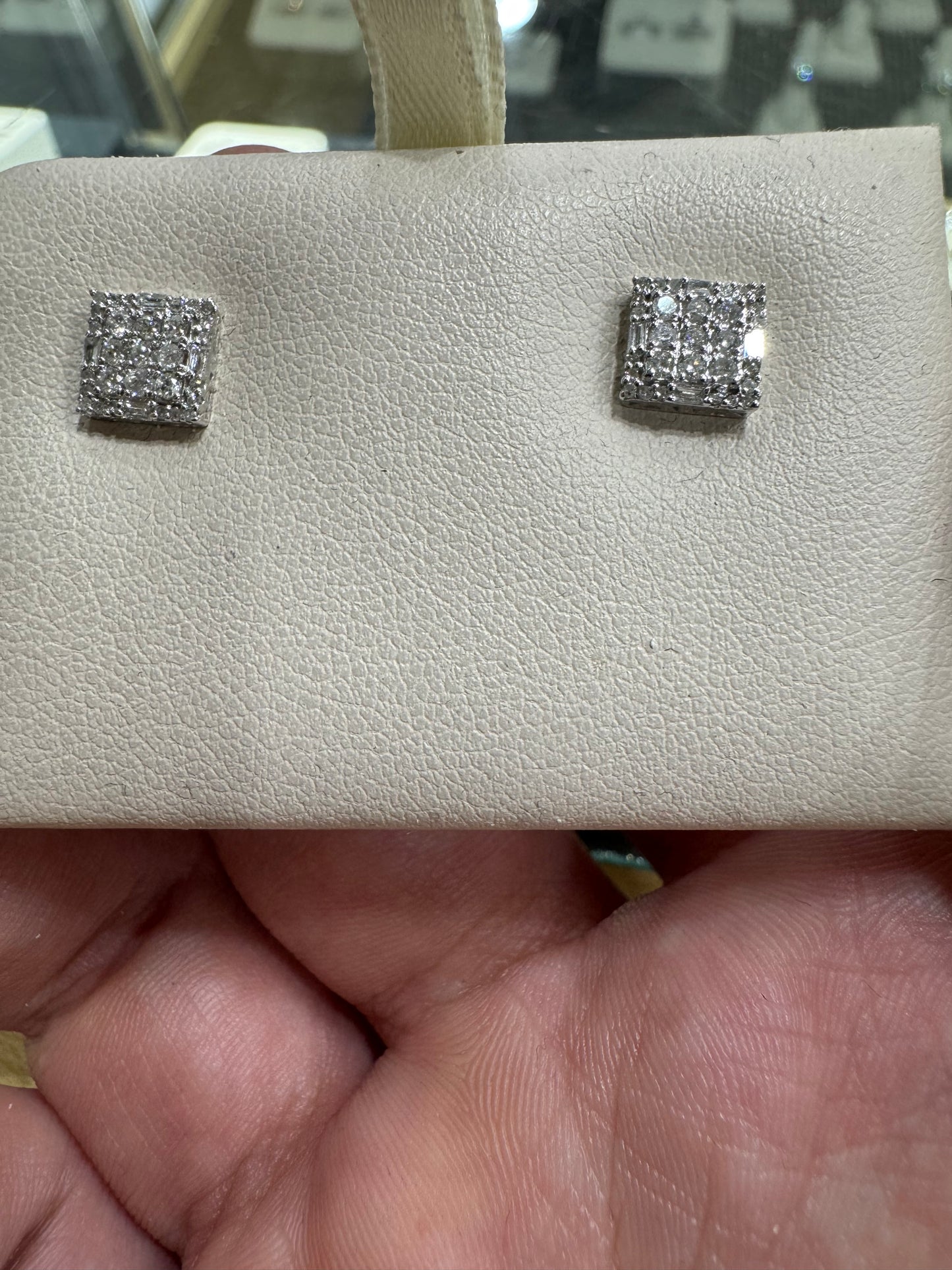 10K White Gold Earrings 0.45 ct Natural Diamond
