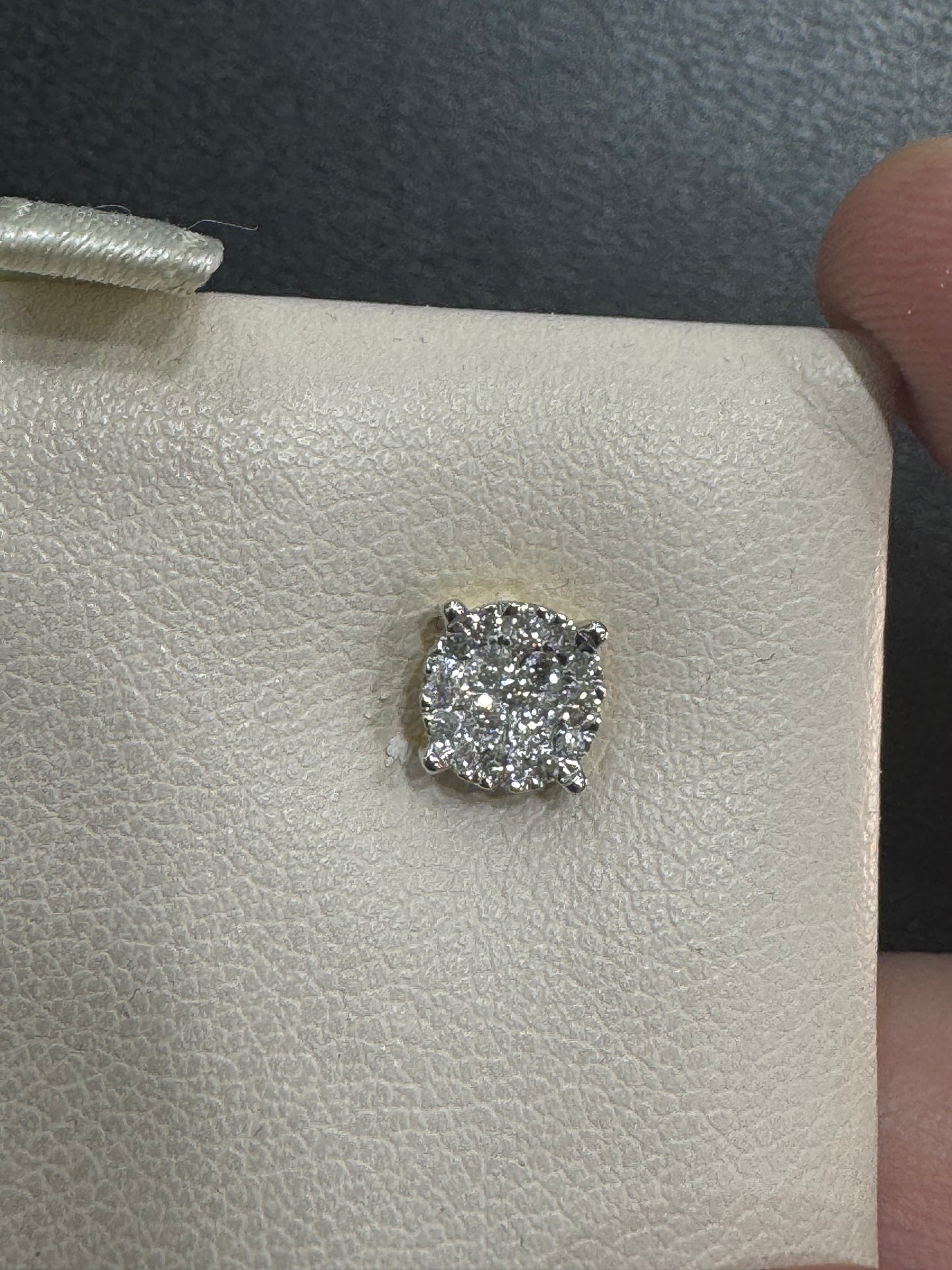 10K Yellow Gold Earrings 0.35 ct Natural Diamond