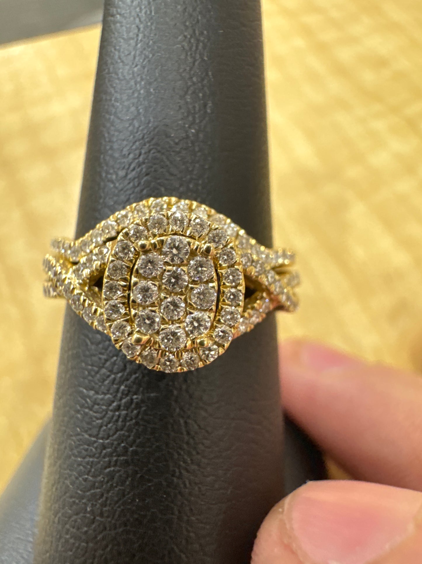 14K Yellow Gold Women's Jewelry Set 0.50 ct Natural Diamond