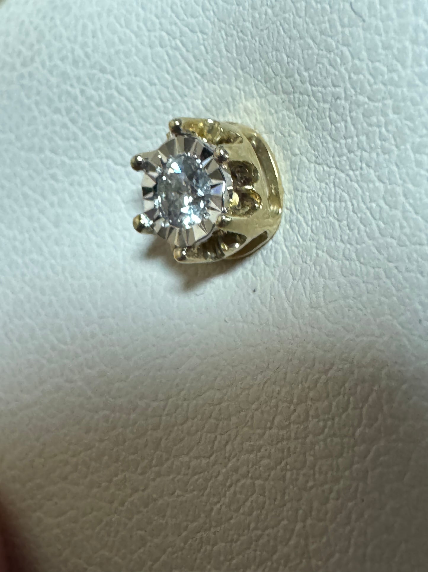 10K Yellow Gold Earrings 0.25 ct Natural Diamond