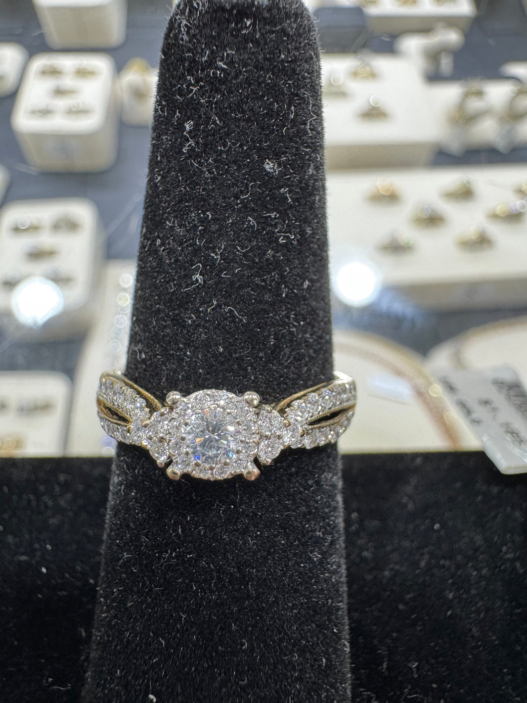 10K Yellow Gold Women's Ring 0.50 ct Natural Diamond