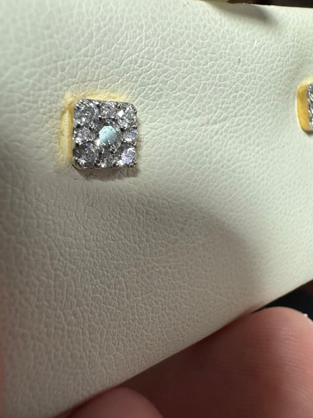 14K Yellow Gold Earrings 0.50 ct Natural Diamond