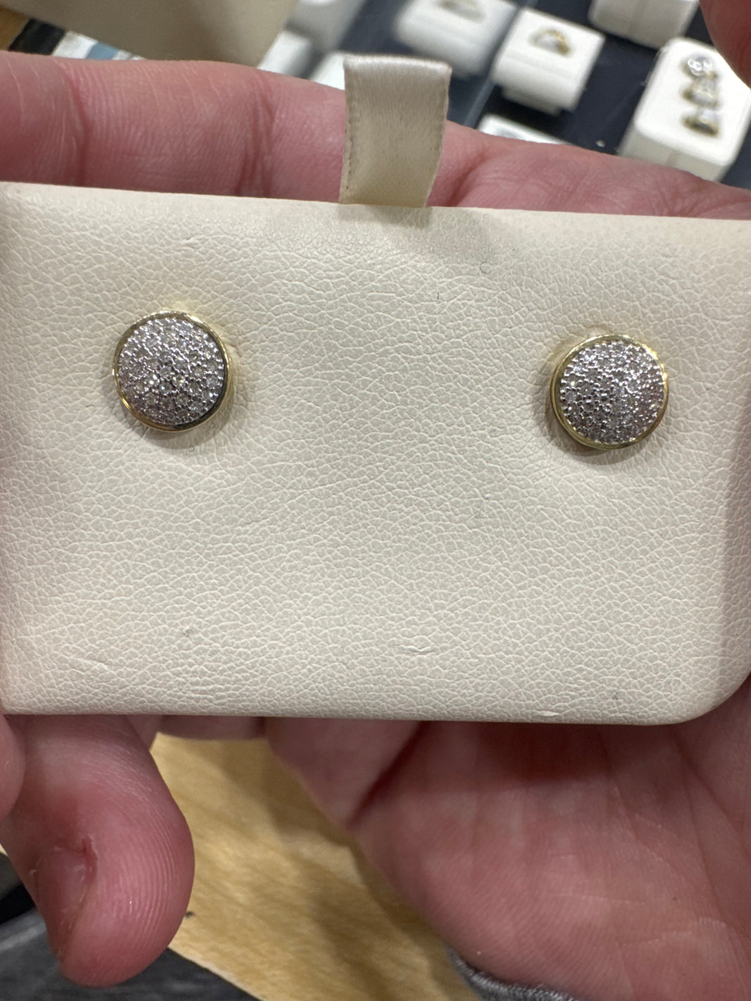 10K Yellow Gold Earrings 0.20 ct Natural Diamond