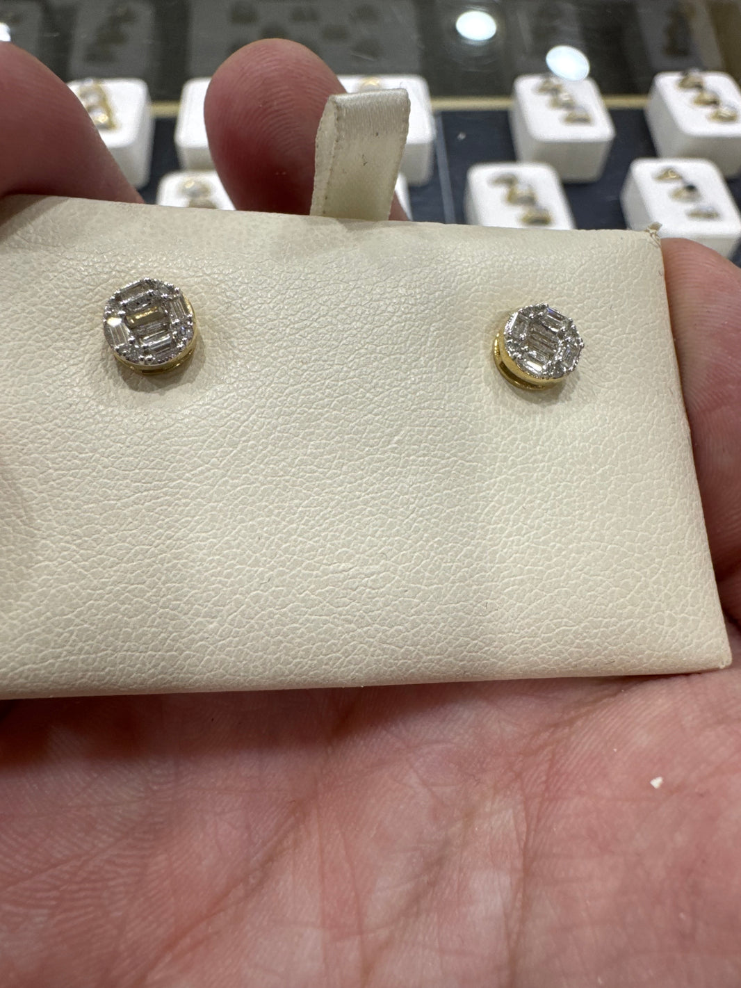 10K Yellow Gold Earrings 0.33 ct Natural Diamond