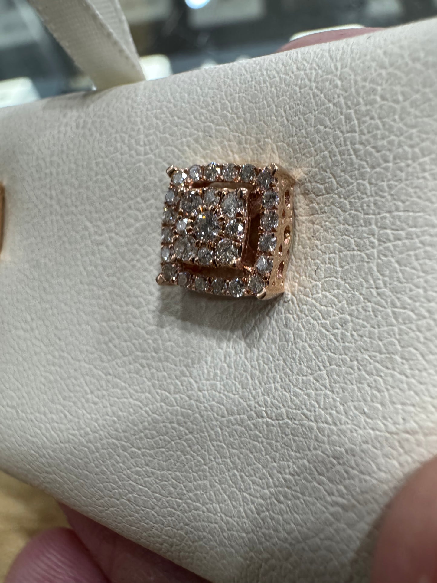 14K Rose Gold Earrings 0.66 ct Natural Diamond