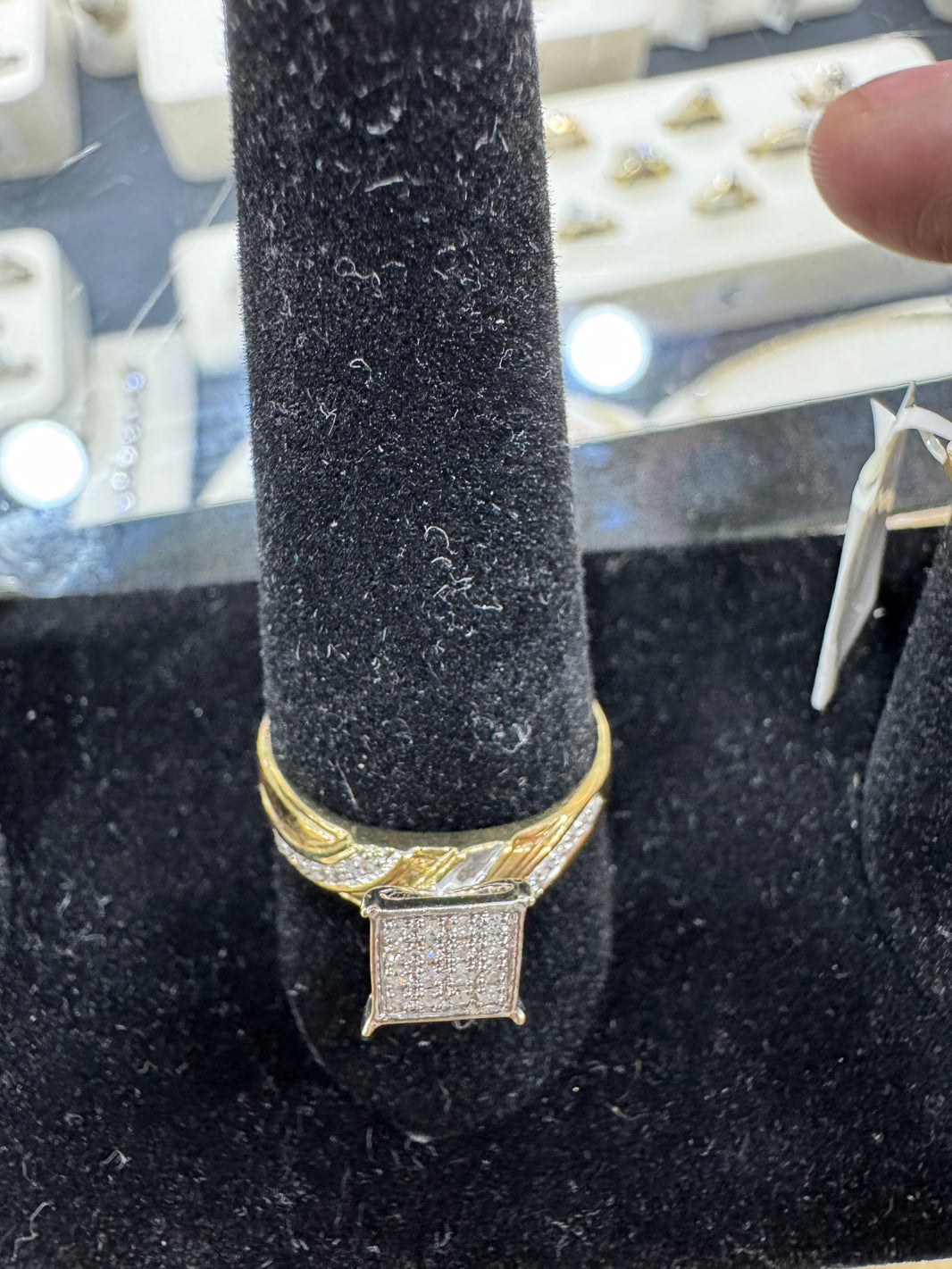 10K Yellow Gold Women's Ring 0.15 ct Natural Diamond