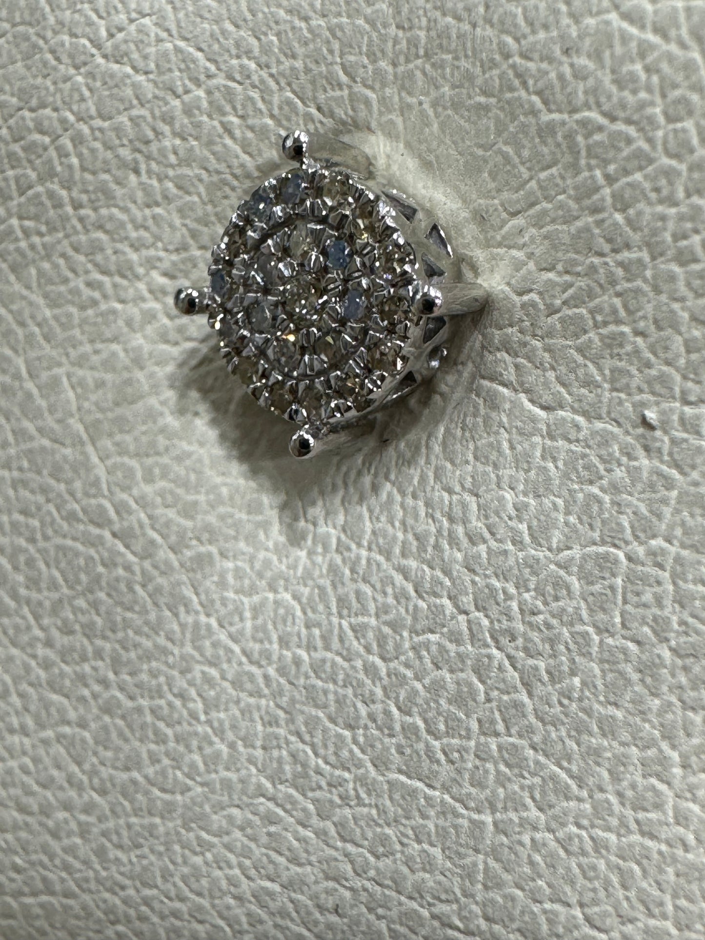 10K White Gold Earrings 0.25 ct Natural Diamond