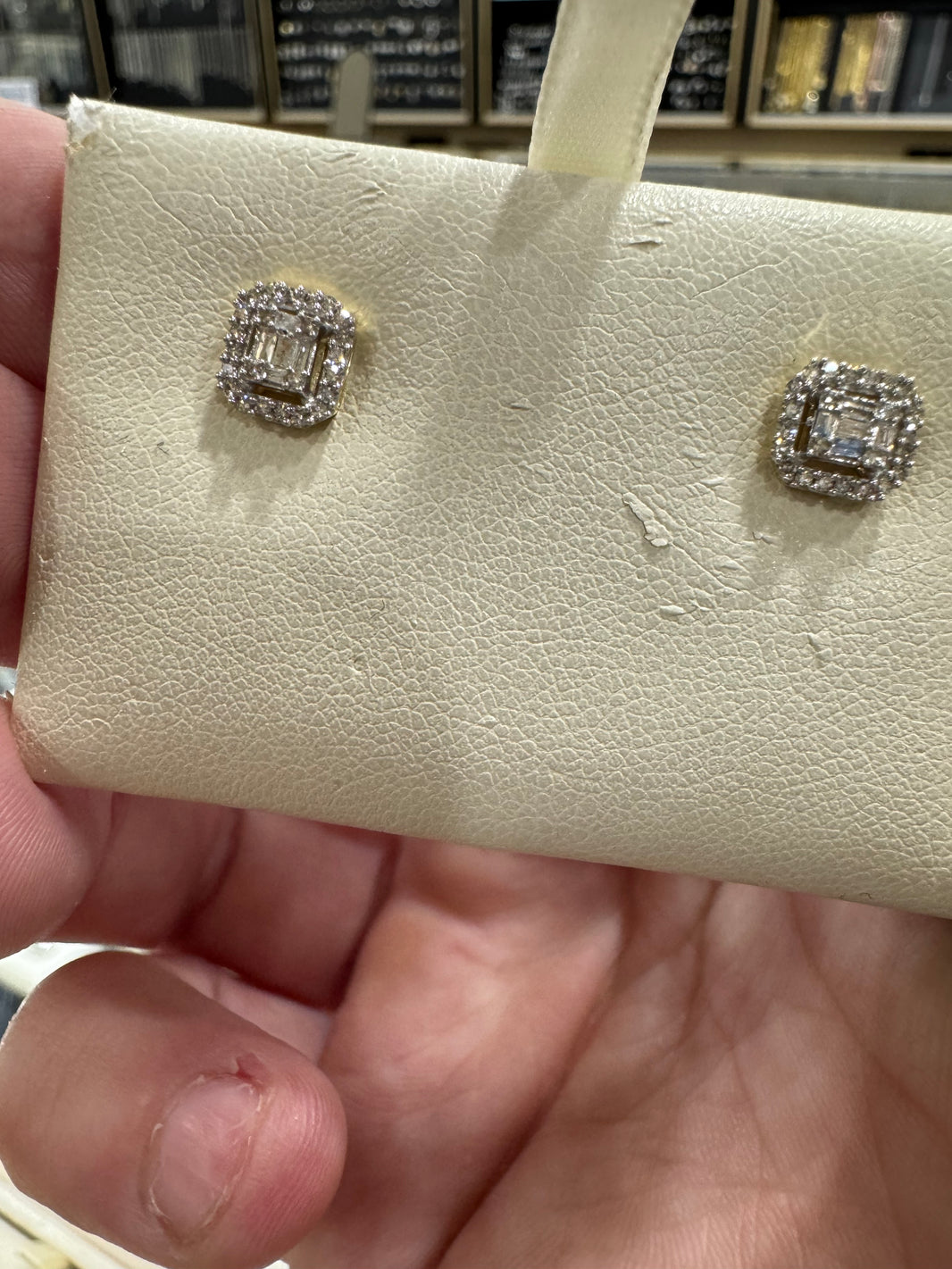 10K Yellow Gold Earrings 0.25 ct Natural Diamond