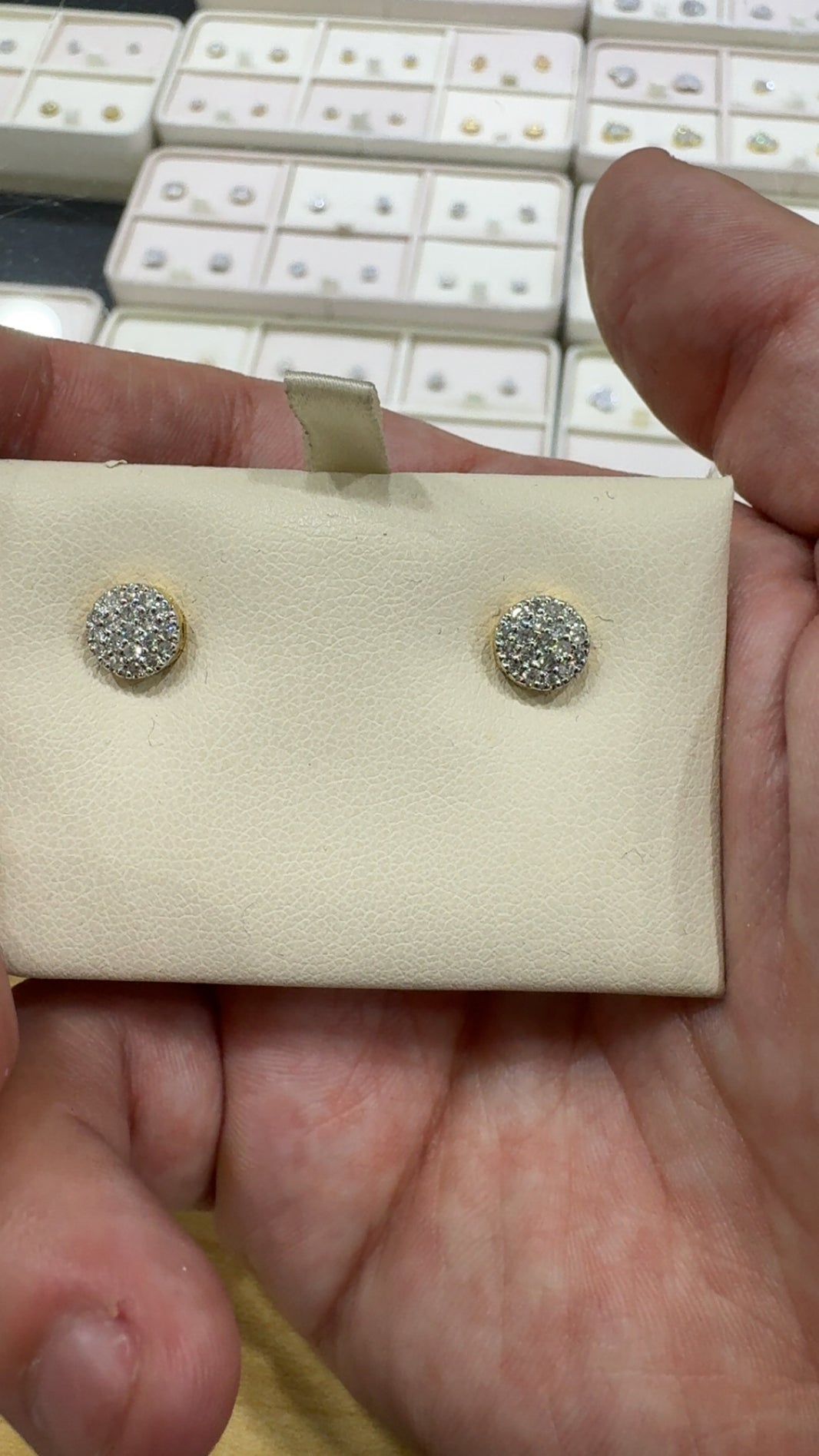 10K Yellow Gold Round Earrings 0.33 ct Natural Diamond