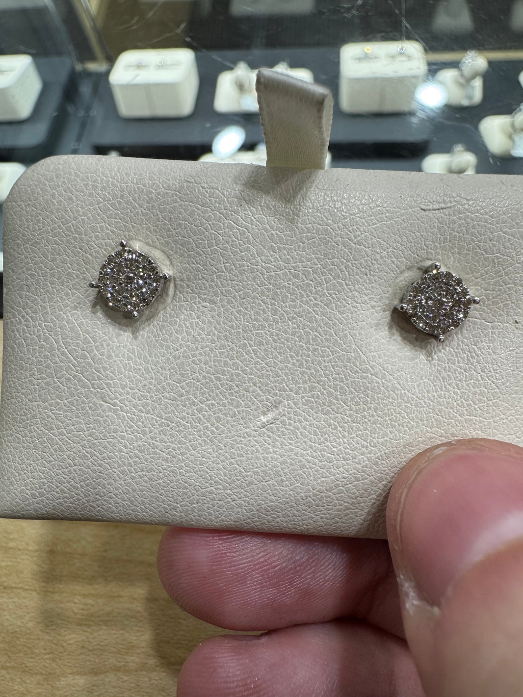 10K White Gold Earrings 0.25 ct Natural Diamond