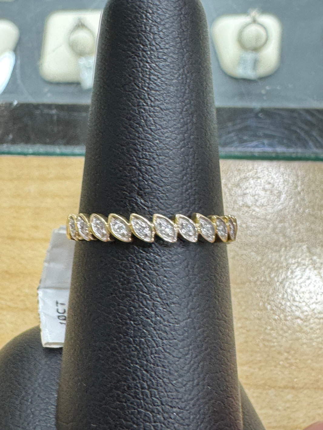 14K Yellow Gold Women's Band 0.10 ct Natural Diamond