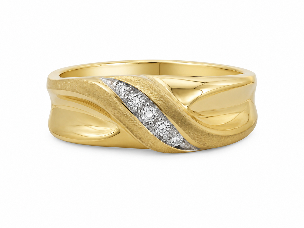 10K Yellow Gold Men's Band 0.08 ct Natural Diamond