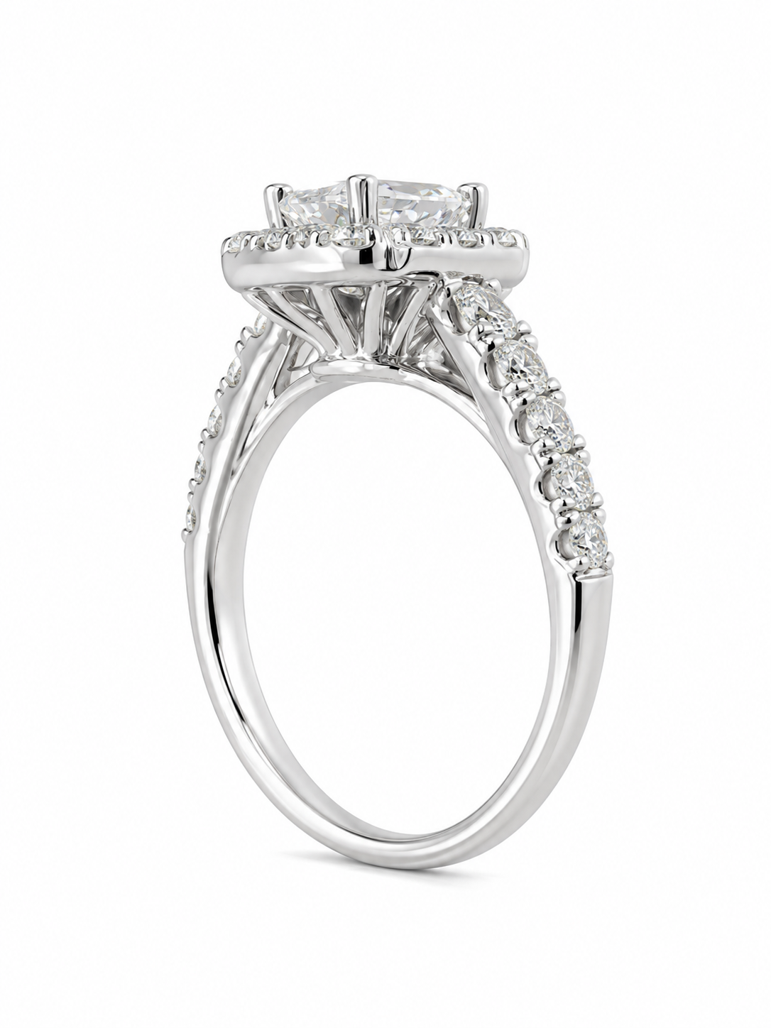 14K White Gold Women's Ring Emerald 2.00 ct Lab Grown Diamond