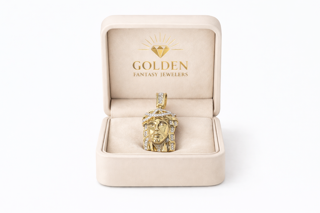 10K Yellow Gold Jesus Charm 0.20 ct Natural Diamond