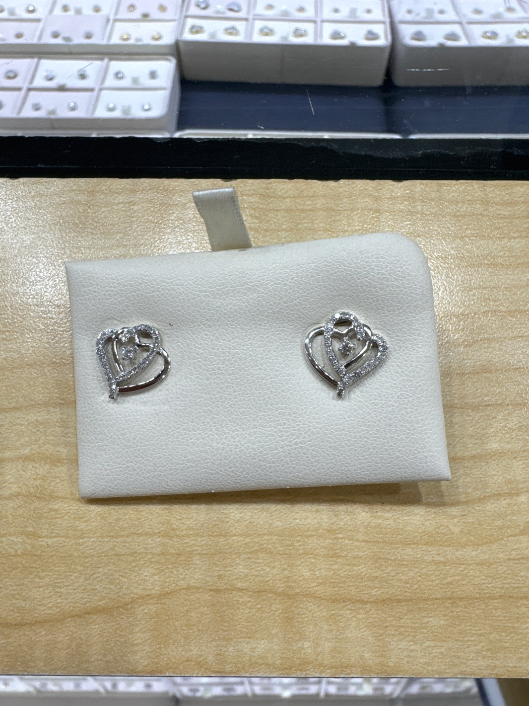 10K White Gold Heart Earrings 0.30 ct Natural Diamond